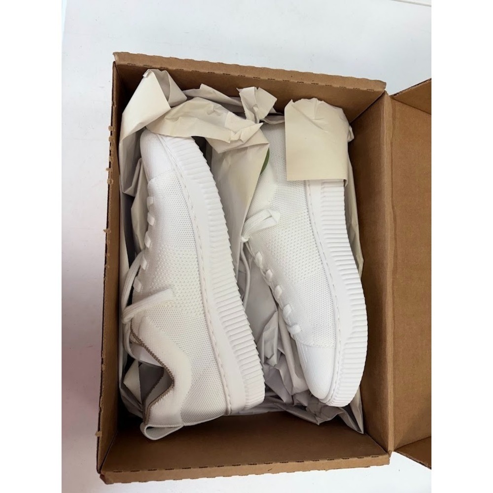 Sofft Women's Faro Sneaker, White, Women Size 9.5  NEW - Picture 8 of 8